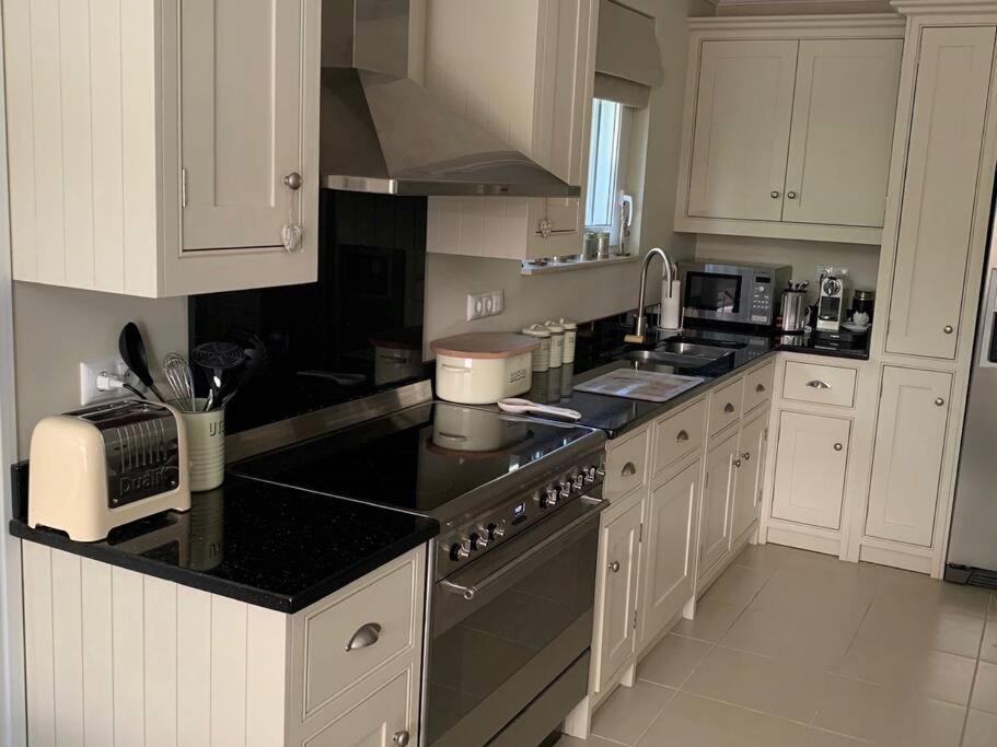 Villa Oleander Agios Nikolaos Loutra Edipsou Ngoại thất bức ảnh